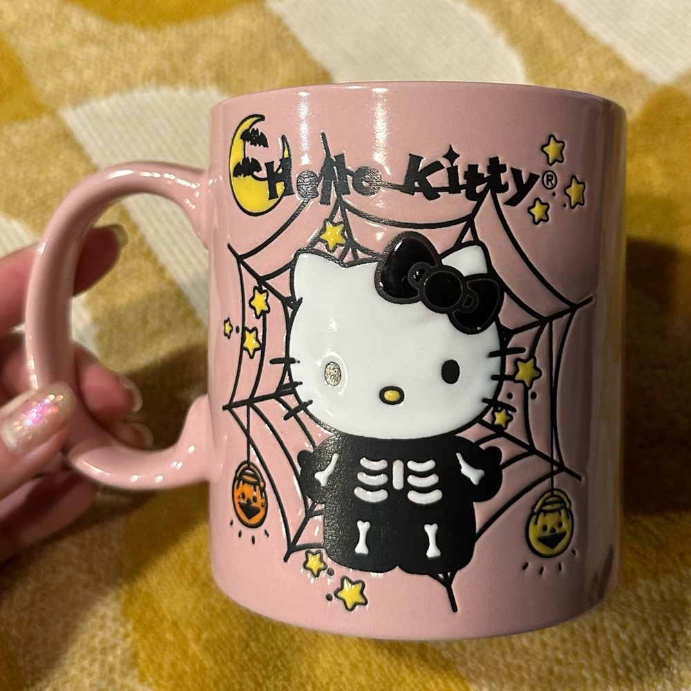 Hello kitty Halloween mug